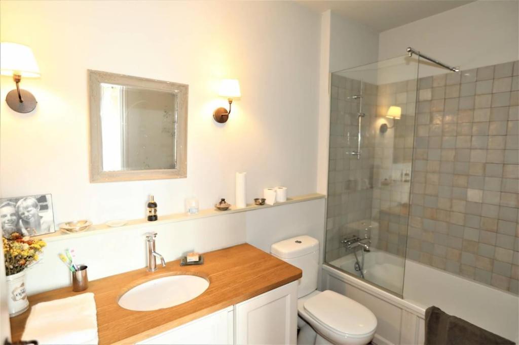 In Gordes, Facing The Entire Luberon Park A Beautiful 5 Bedrooms House Extérieur photo