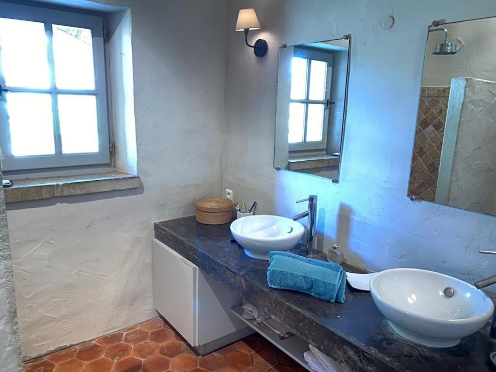 In Gordes, Facing The Entire Luberon Park A Beautiful 5 Bedrooms House Extérieur photo