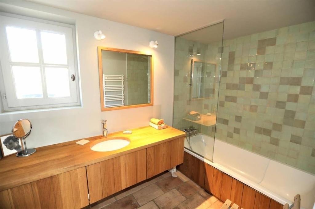 In Gordes, Facing The Entire Luberon Park A Beautiful 5 Bedrooms House Extérieur photo