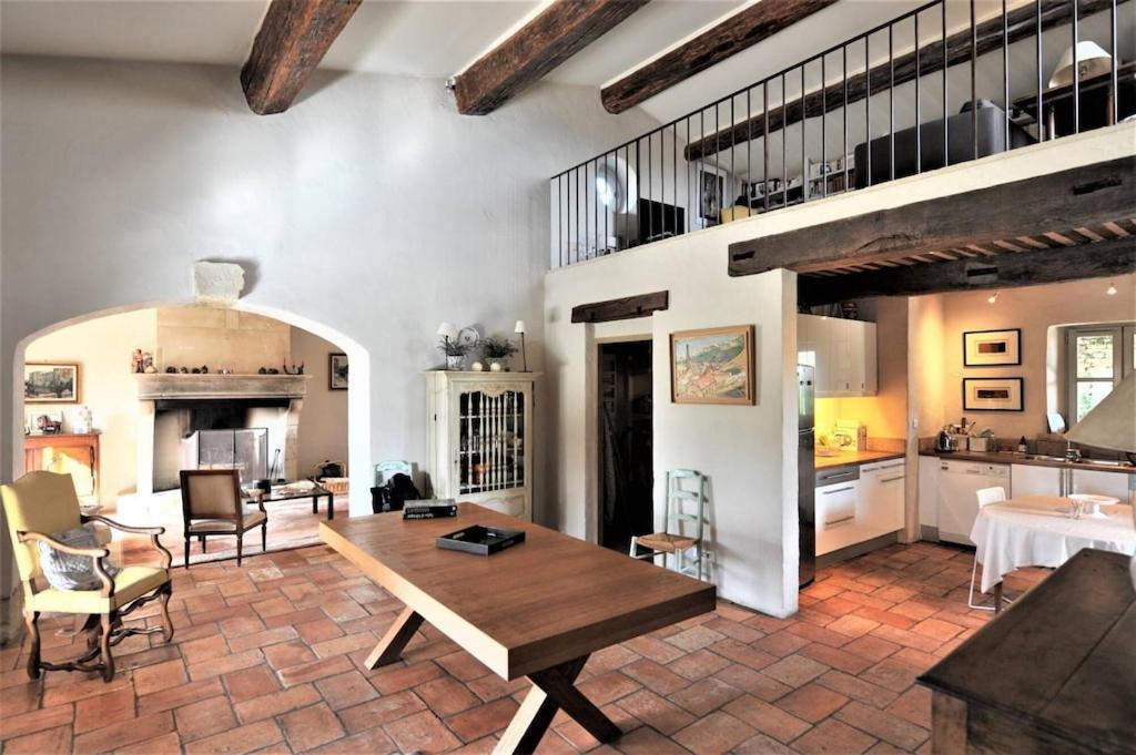 In Gordes, Facing The Entire Luberon Park A Beautiful 5 Bedrooms House Extérieur photo