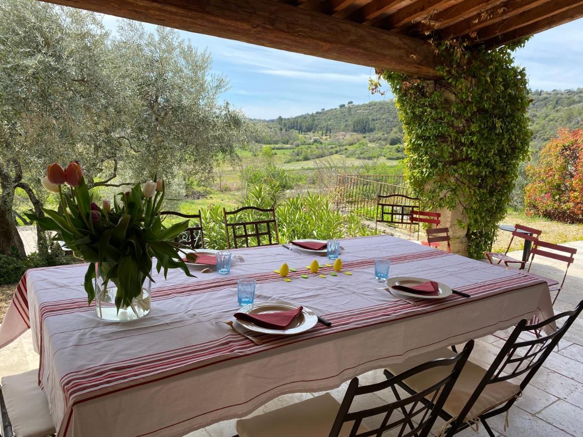 In Gordes, Facing The Entire Luberon Park A Beautiful 5 Bedrooms House Extérieur photo